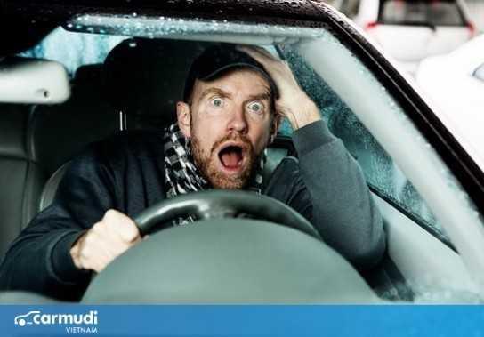 Những lỗi cơ bản thường gặp ở người lái xe ô tô