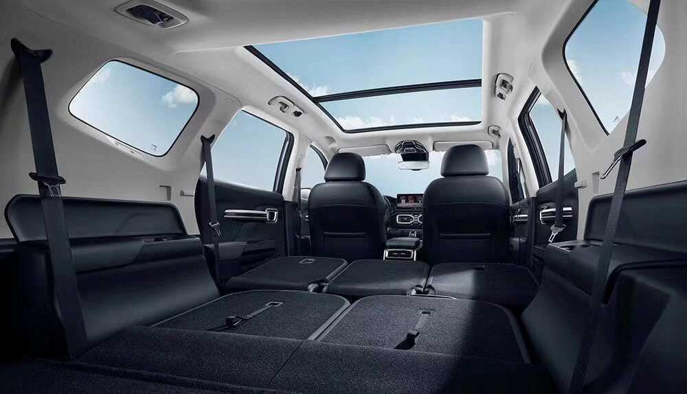 Nội thất Geely VX11 2020