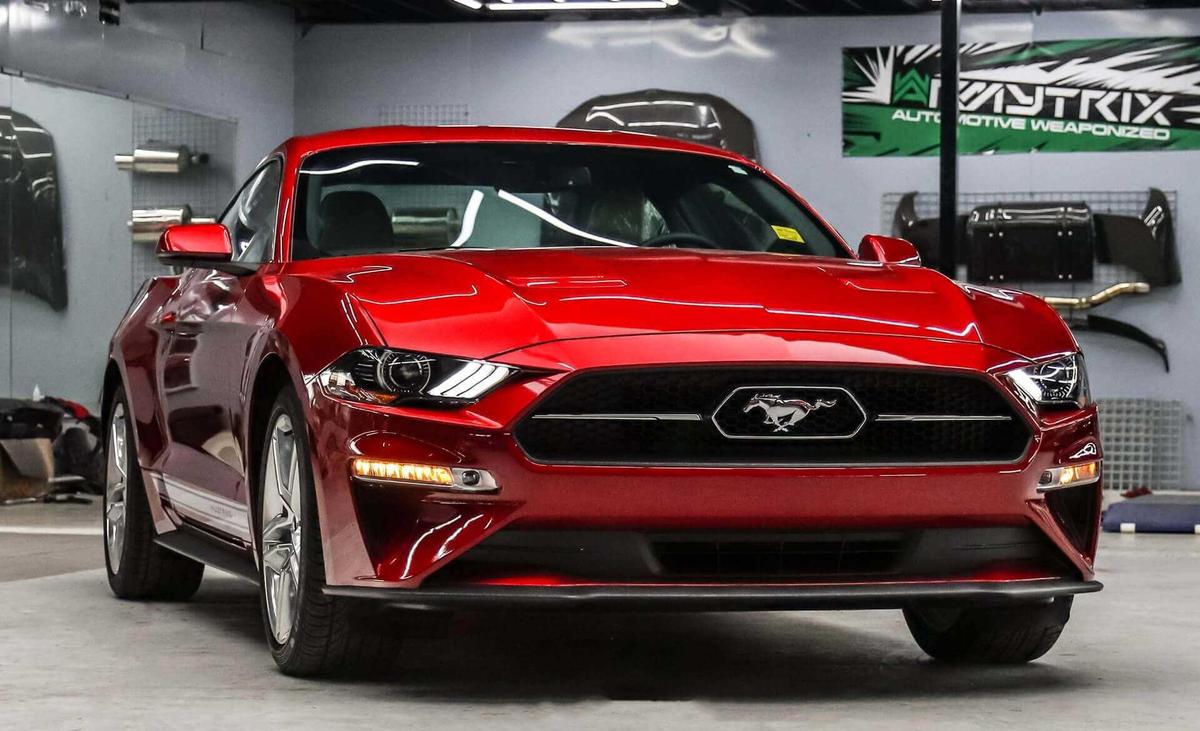 Ford Mustang 2020 độc đáo vừa về nước mang một chi tiết dễ gây nhầm lẫn - Ảnh 1