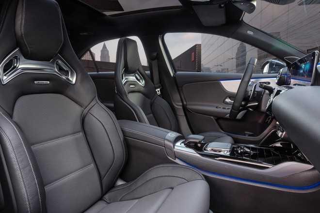 Nội thất Mercedes-Benz A-Class