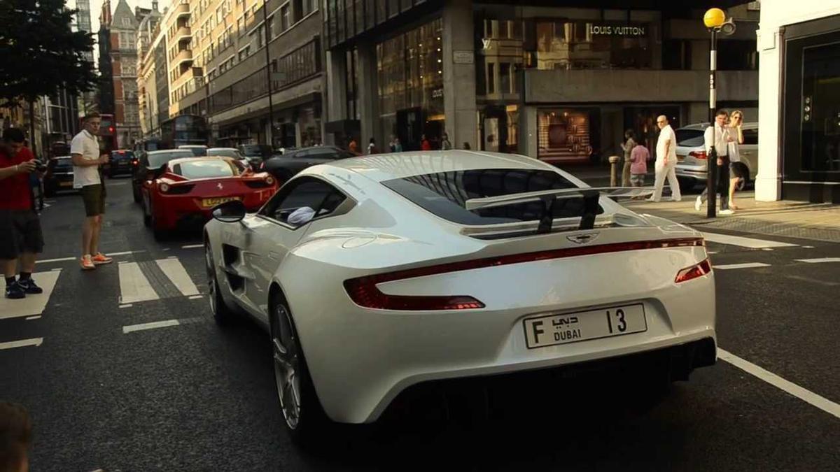 Doanh số bán ô tô ở Anh thấp hơn thời kì Hậu Thế Chiến II