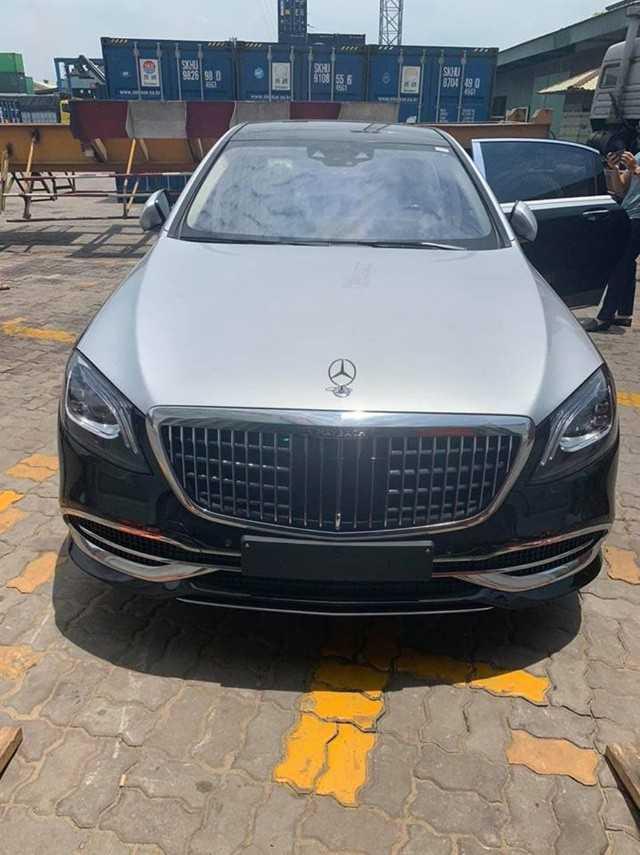 MERCEDES- MAYBACH S 560