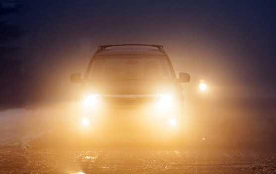 Như tên gọi đèn sương mù chỉ nên khi sử dụng trong điều kiện trời sương mù hoặc mưa phùn.