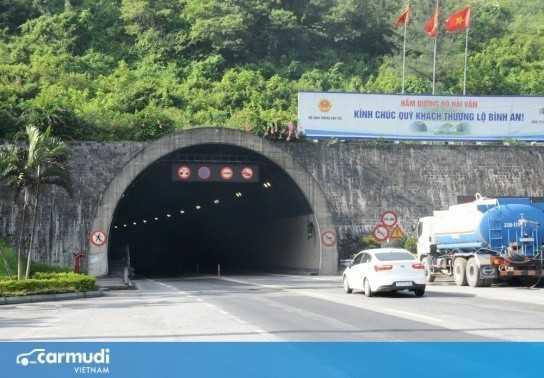 Chạy xe qua hầm cần lưu ý điều gì?