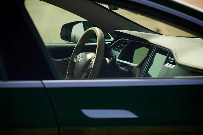 Tesla Model S Shooting Brake