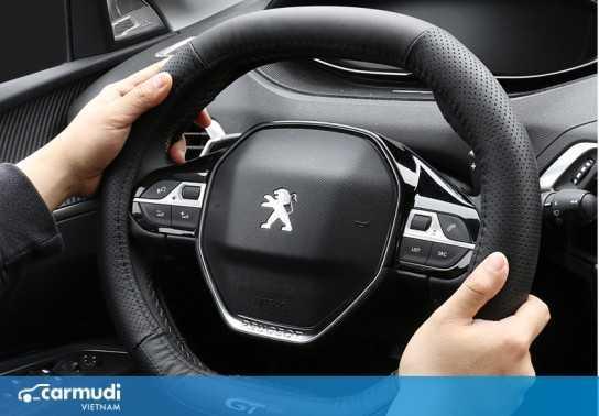 Hướng dẫn xử lý quay vô lăng trong tình huống khẩn cấp