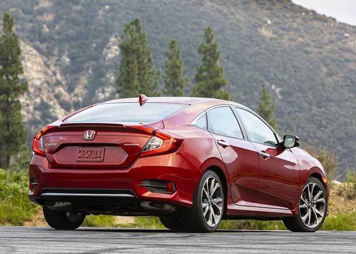 Theo đó hai phiên bản thể thao Si và Type R sẽ chỉ ra mắt sau bản thường từ 6 tới 12 tháng.