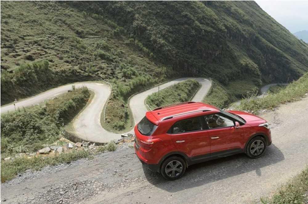 Giảm ga và chuyển xuống cấp độ thấp