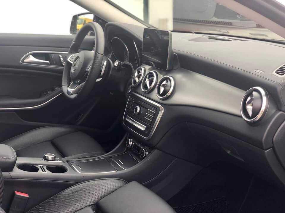 Thanh lý Mercedes-Benz CLA 250 chính hãng ODO 80km rẻ hơn giá niêm yết vài trăm triệu đồng - Ảnh 3