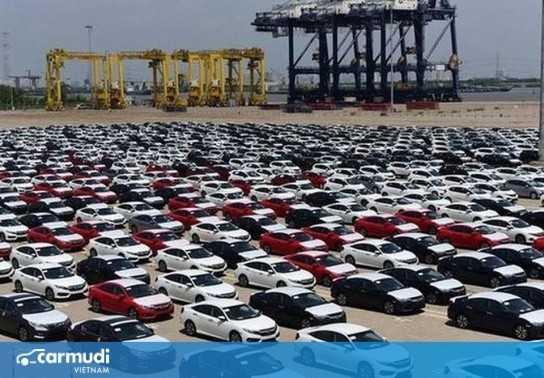 Nhập khẩu ô tô sôi nổi trở lại sau 4 tháng lao dốc vì mất nguồn cung