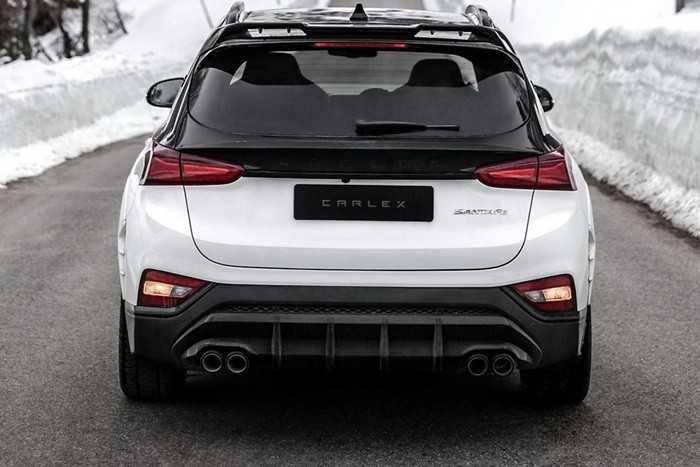 Đuôi xe của Hyundai SantaFe độ