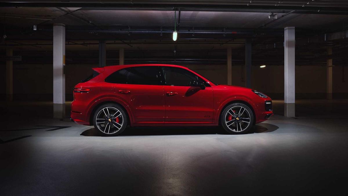 Porsche Cayenne GTS 2021