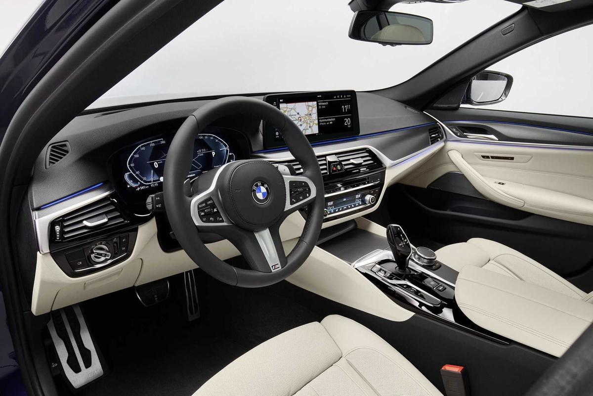 BMW 5-Series 2021