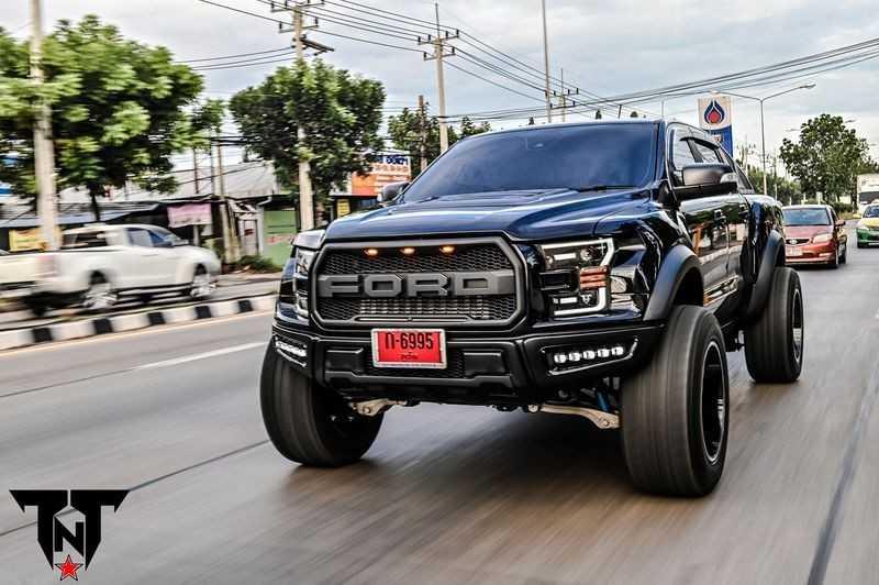 Ford Ranger Raptor độ thành F-150 Raptor