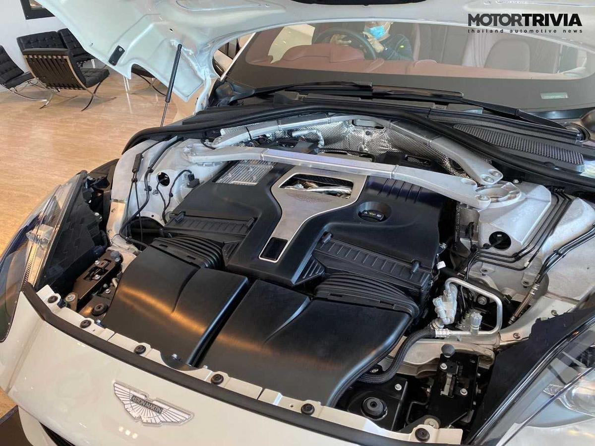 Động cơ Aston Martin DBX