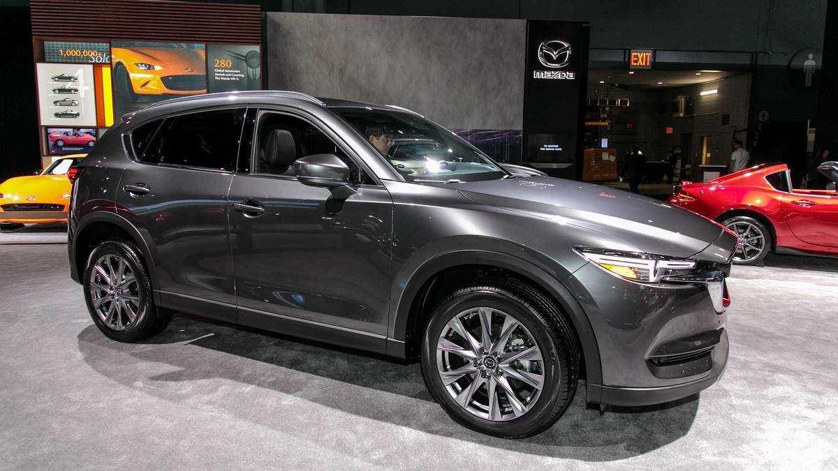 Mazda CX-5 bản máy dầu