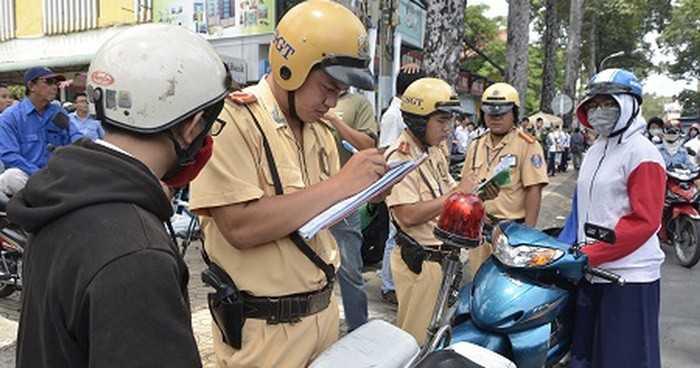 Xử lý các hành vi vi phạm hành chính trong lĩnh vực giao thông đường bộ