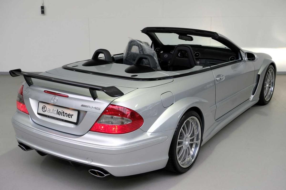 Chiếc Mercedes CLK DTM AMG Cabrio 2006.