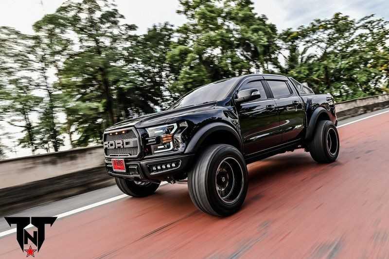 Ford Ranger Raptor độ thành F-150 Raptor