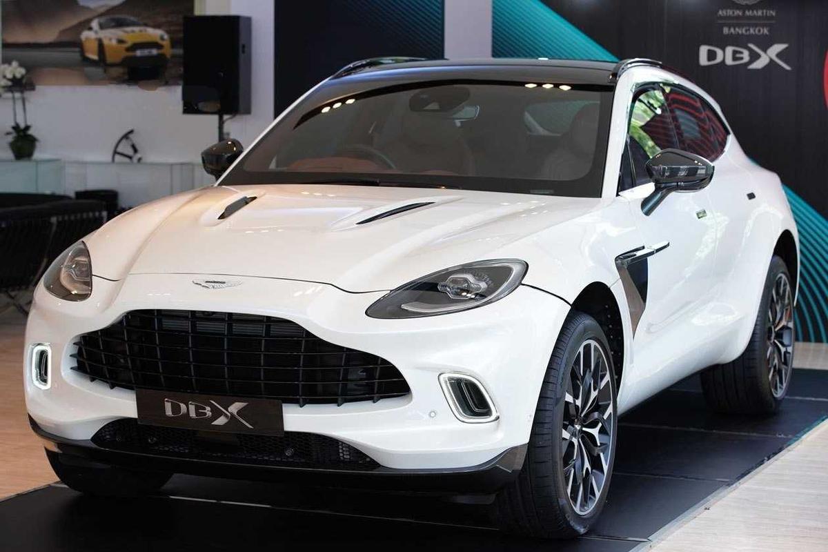 Aston Martin DBX