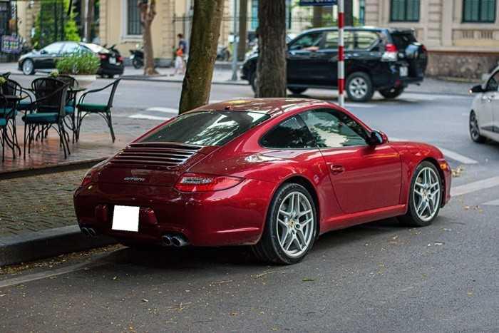 Porsche 911 Carrera