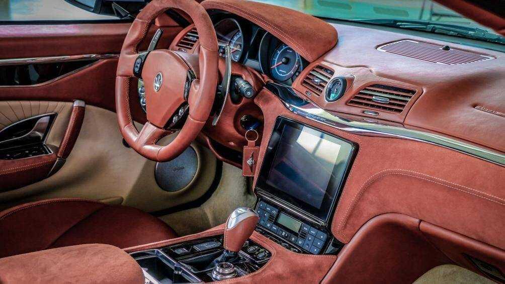 Nội thất Touring Sciadipersia