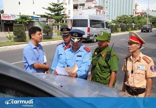 Quy định của pháp luật về quyền của cảnh sát giao thông ?