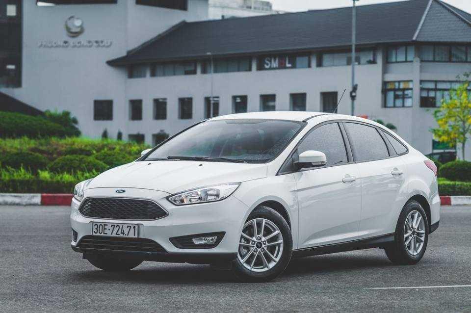 Ford Focus bản đang bán tại Việt Nam