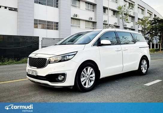 Kia Sedona 2015 máy xăng đã qua sử dụng chỉ còn 700 triệu
