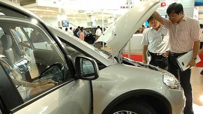 Giải thích nghịch lý nhà nước giảm phí trước bạ, doanh nghiệp tăng giá