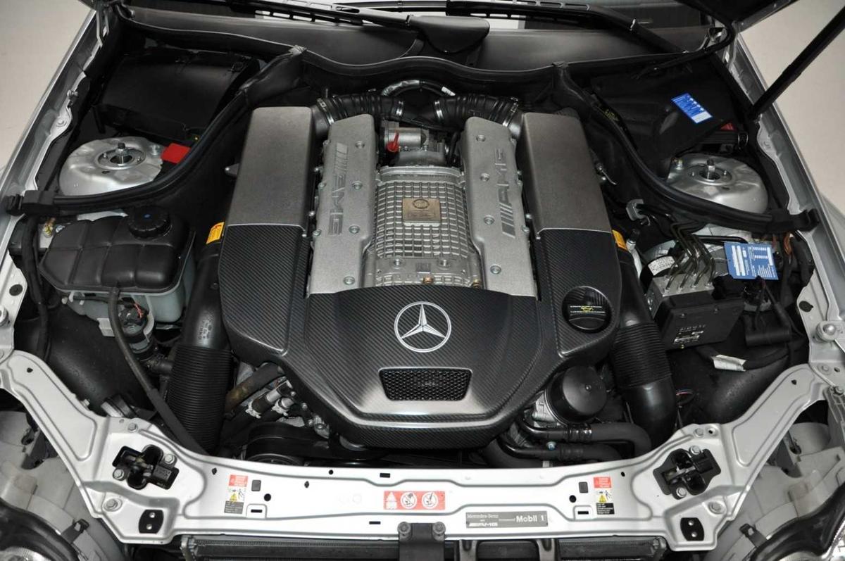 Chiếc Mercedes CLK DTM AMG Cabrio 2006.