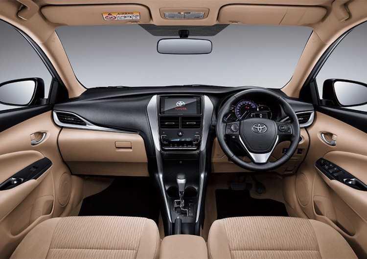 Khoang nội thất của Toyota Yaris sedan 2021 