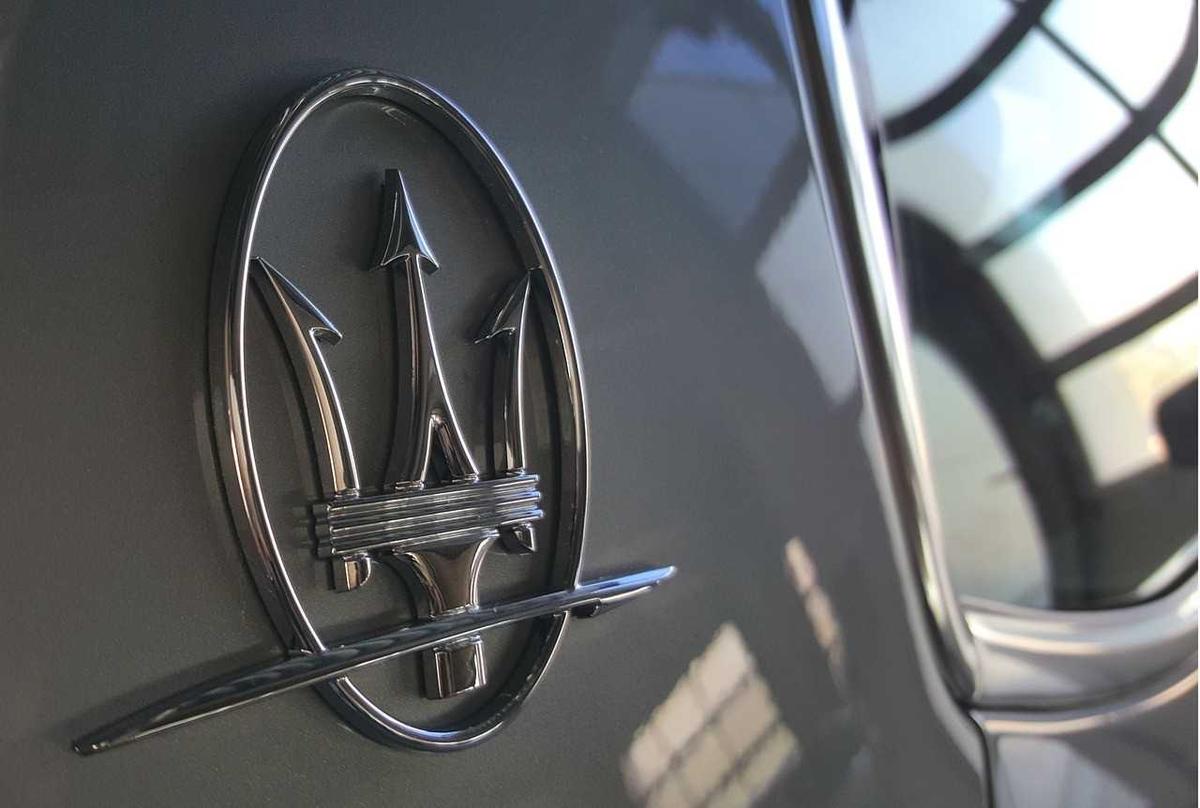 Logo xe ô tô Maserati cũng lấy ý tưởng từ huyền thoại thời xưa.