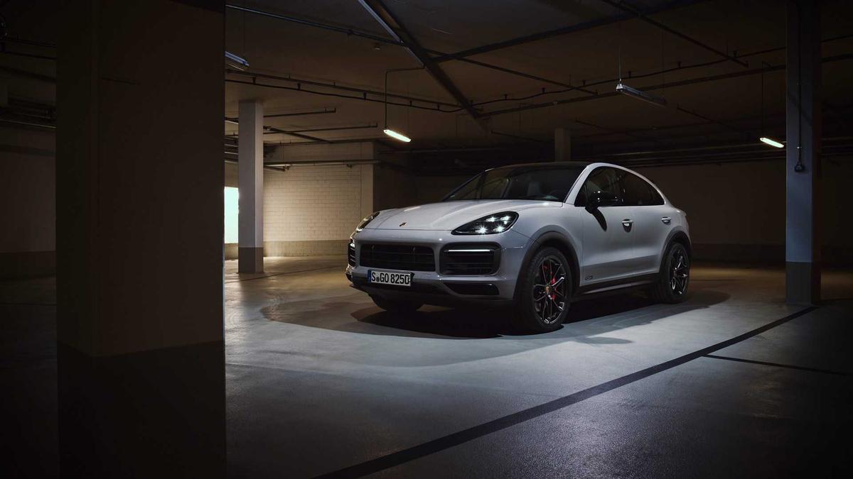 Porsche Cayenne GTS 2021
