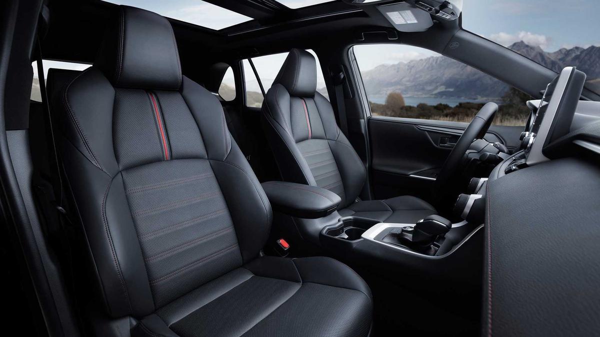Nội thất Toyota RAV4 Prime 2021