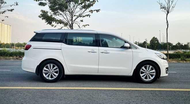 Kia Sedona 2015 đã qua sử dụng