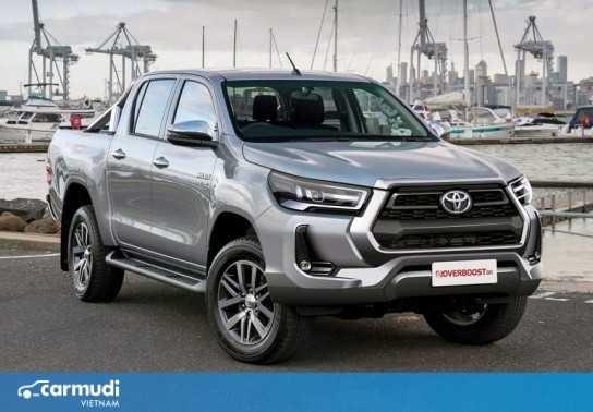 Toyota Hilux facelift 2021 hứa hẹn gây bão với động cơ dầu diesel 2.8L