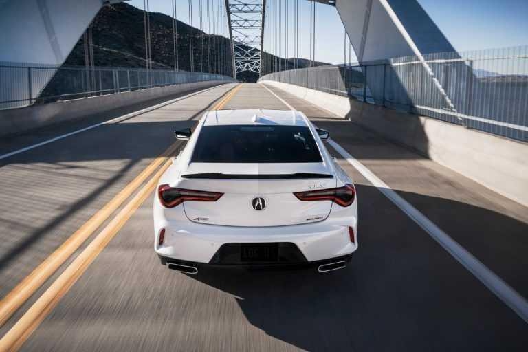 Dự tính Acura TLX 2021 có giá bán từ khoảng 30.000 USD