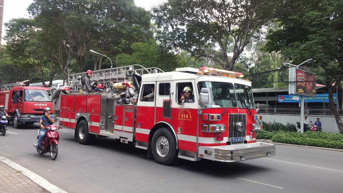 Lỗi không nhường đường cho xe ưu tiên