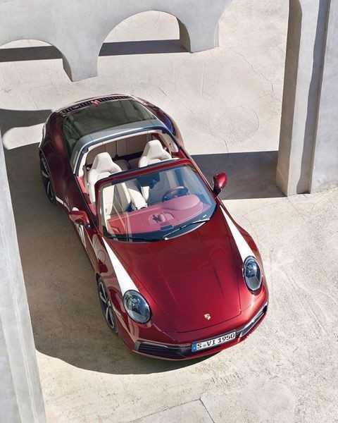 911 Targa 4S Heritage Design Edition