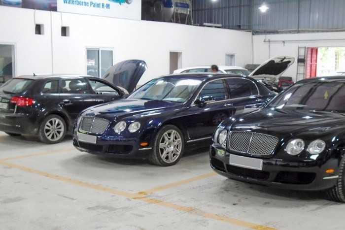 Giật mình với hóa đơn thanh toán chi phí sửa chữa đắt đỏ là chuyện thường “như cân đường hộp sữa” của nhiều chủ xe, thậm chí họ còn phát hoảng vì chi phí sửa xe lên đến hàng tỷ đồng.