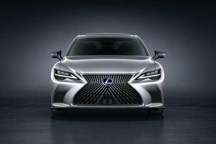 Lexus LS 2021