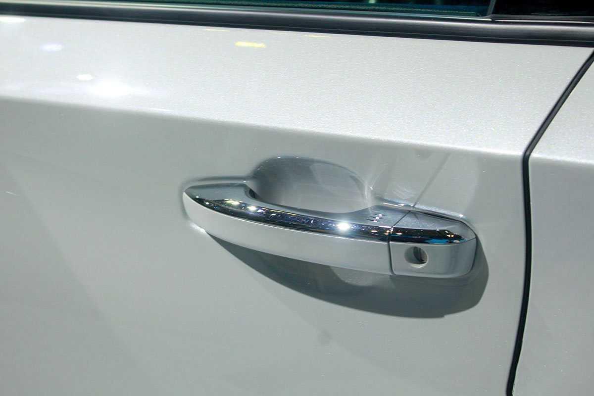 Nắm cửa Honda Accord 2020