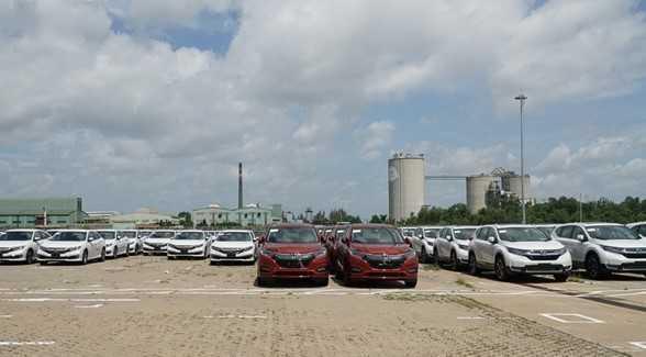 Ô tô nhập khẩu bán chạy chuyển sang lắp ráp tại Việt Nam