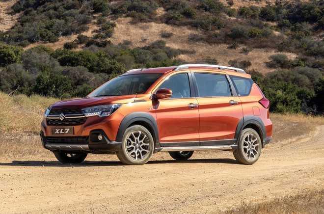 Suzuki XL7 hoàn toàn mới