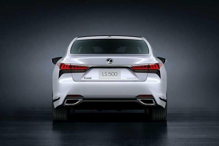 Lexus LS 2021