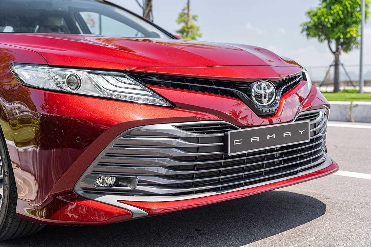 LƯỚI TẢN NHIỆT CỦA TOYOTA CAMRY 2020