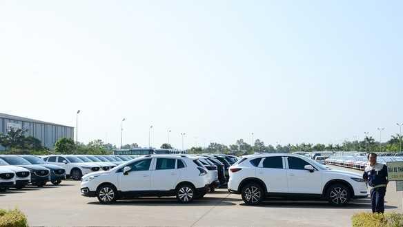 Ô tô nhập khẩu bán chạy chuyển sang lắp ráp tại Việt Nam