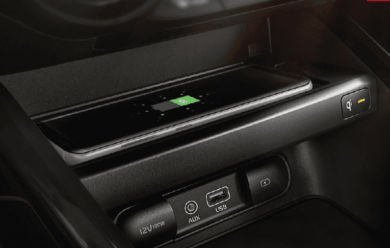 Tiện nghi xe Kia Cerato.