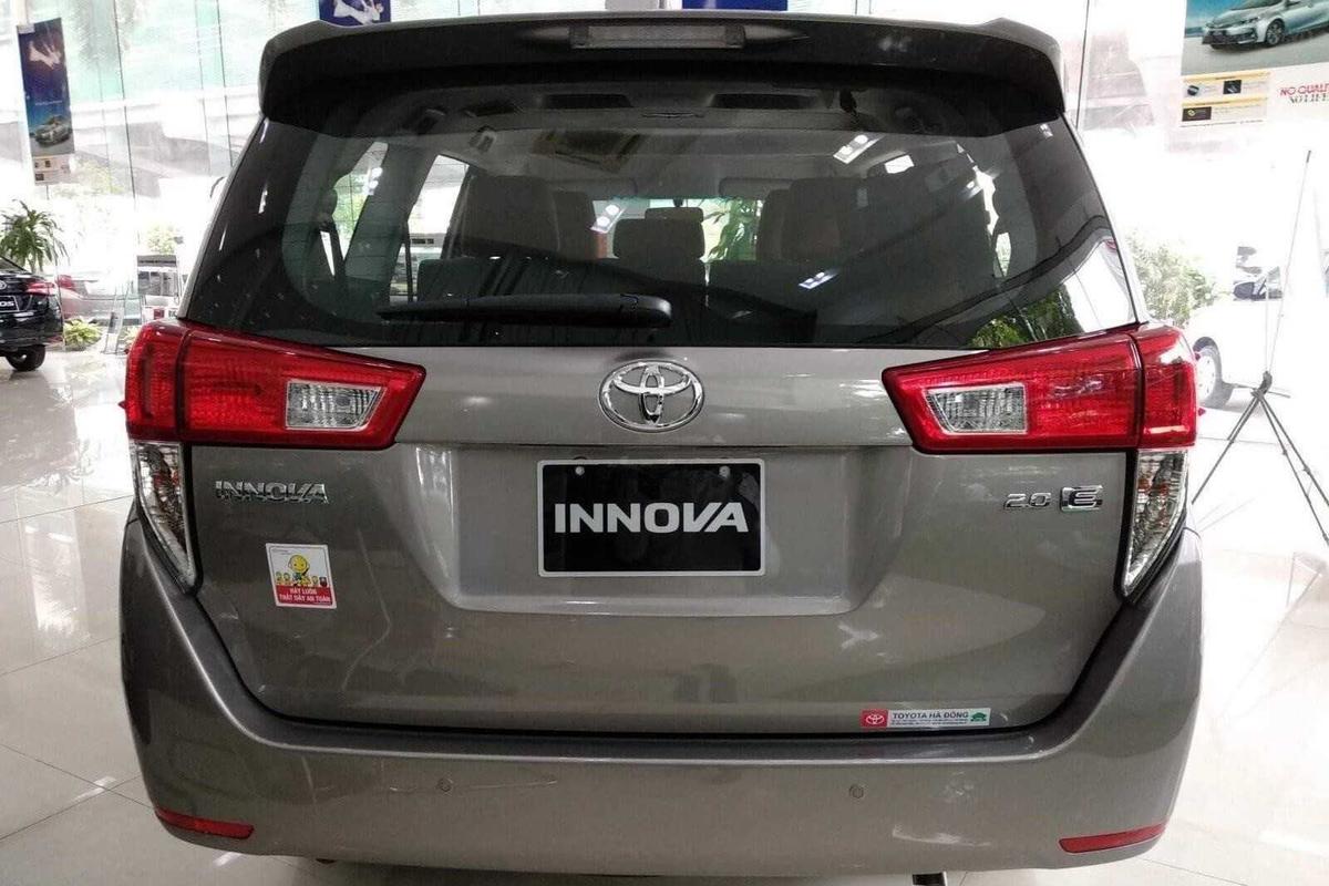 Toyota Innova 2020